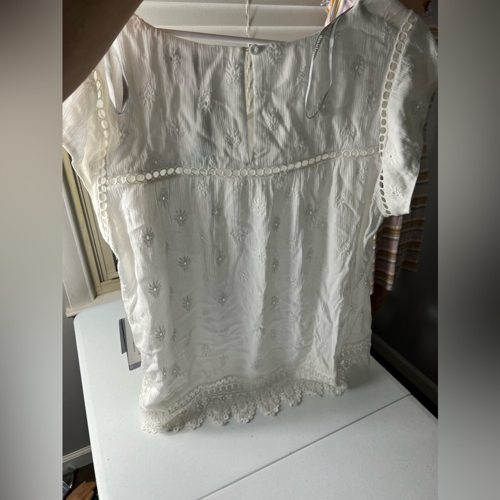 Daniel Rainn Tessi Embroidered Short Sleeve Top
White - 1X - Picture 9 of 12
